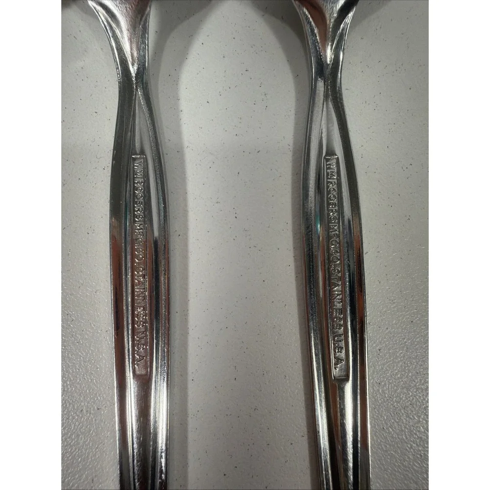 5pc. lot of Vintage Wm. Rogers & Son Serrated Spoon